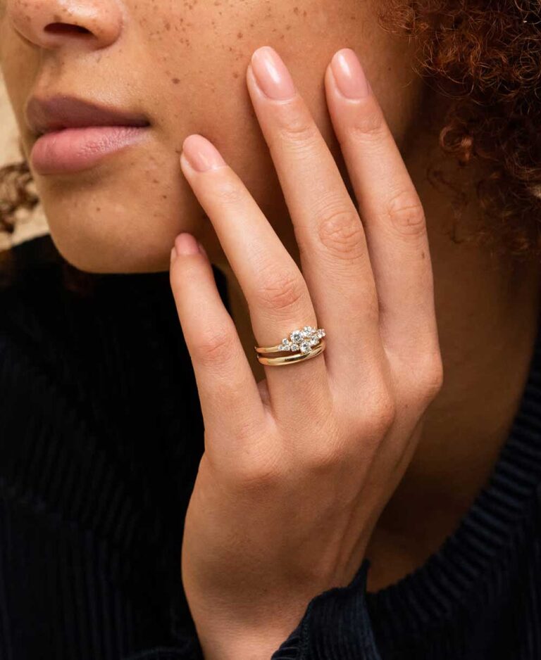 Dorra Gold Diamonds Cluster Ring