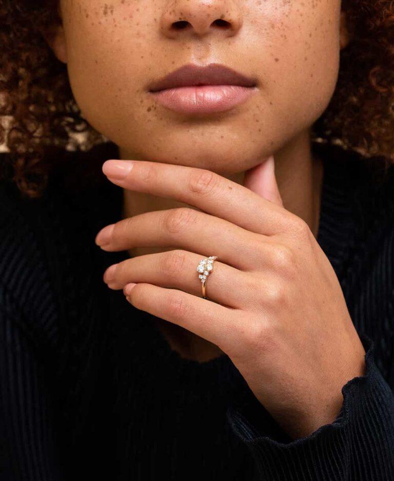 Dorra Gold Diamonds Cluster Ring