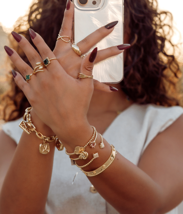 Dorra Gold Diamonds Cluster Ring
